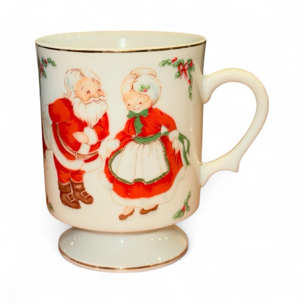 Vintage Santa and Mrs. Claus Mug